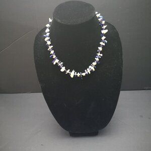 Unbranded Ladies Navy & Off White Shell Pieces Shorter Necklace